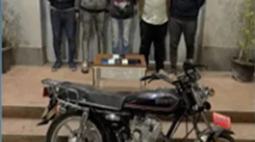 اعتقال أعضاء عصابة.. تورطهم في سرقة هاتف أجنبي بالمقطم